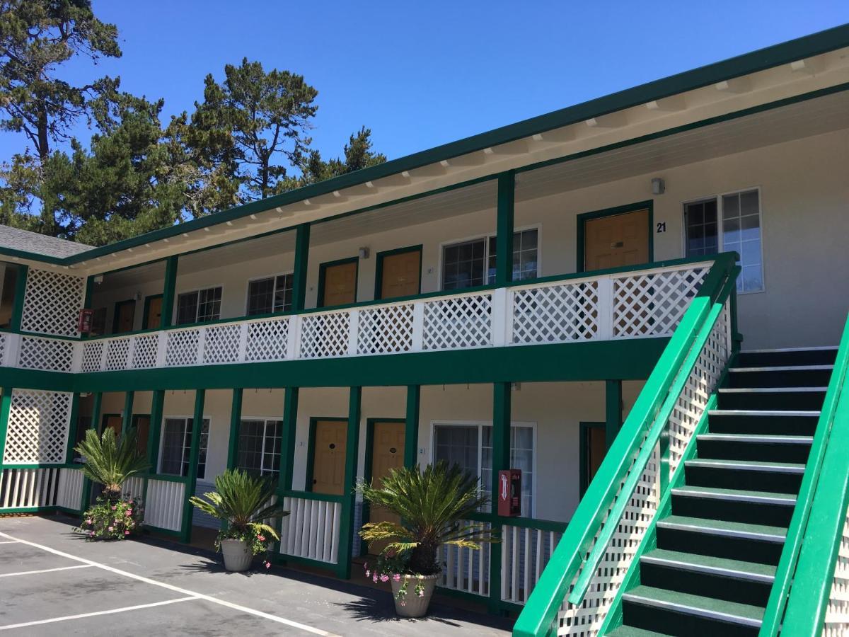 Monterey Pines Inn Exterior photo